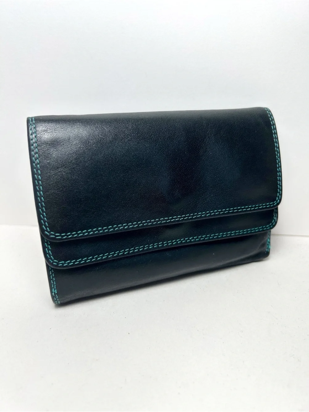 MyWalit Double Flap Ladies Trifold Leather Wallet -Black Multi, with Pen EUC